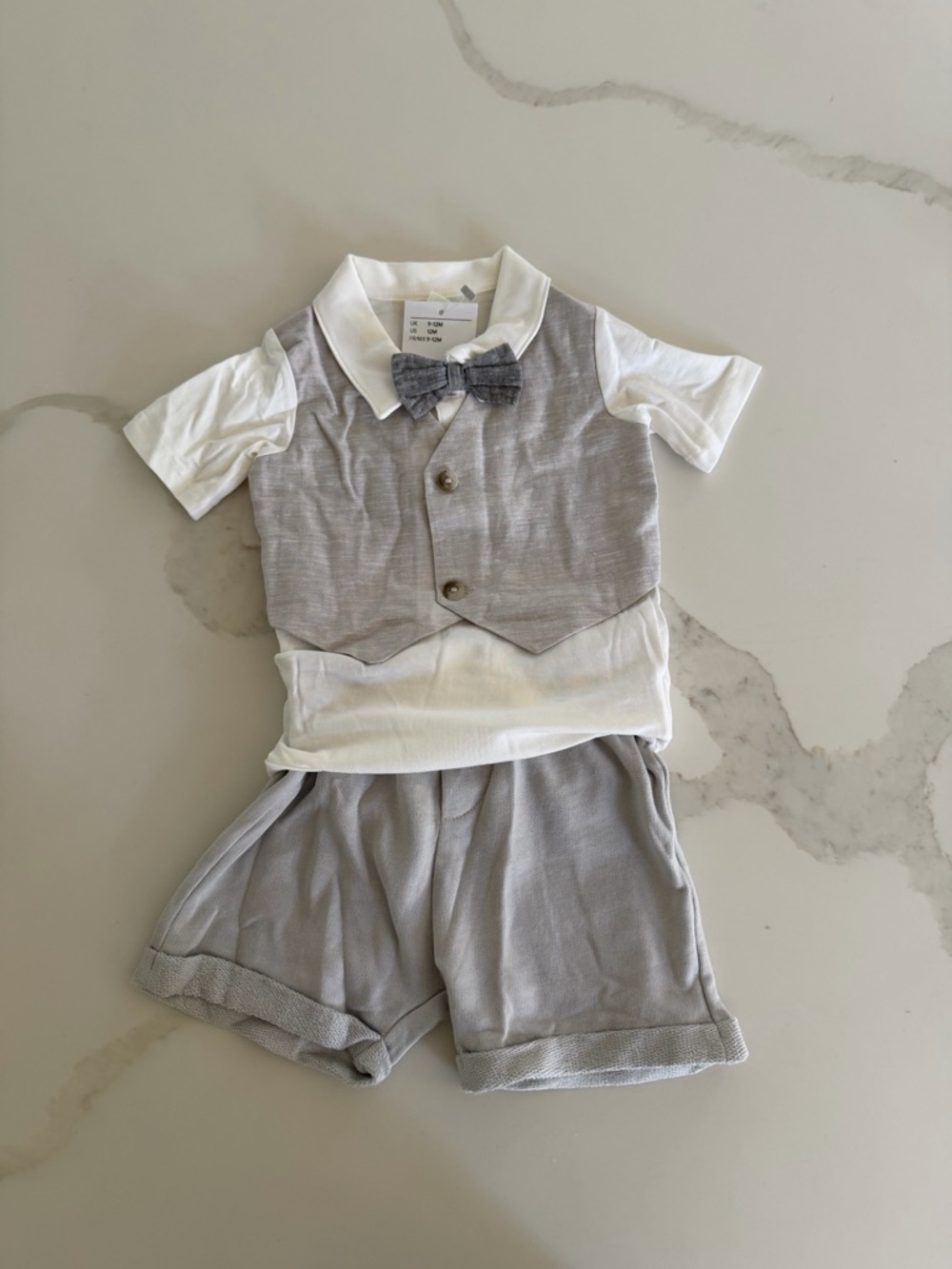 H&M White and Light Gray Boys' Matching Vest & Shorts Set with Bow Tie